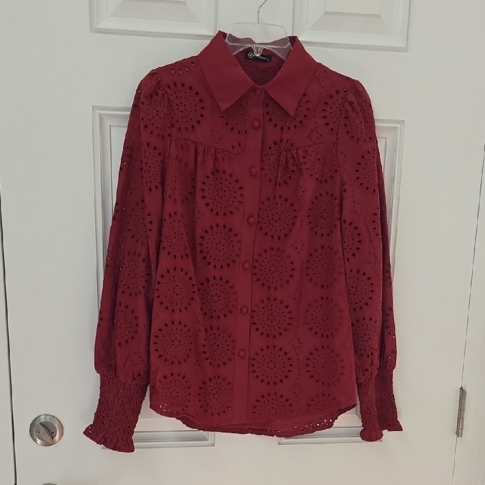 Pretty Garden Burgundy Red Lace Embroidered Lined Cotton Blouse. Size Medium